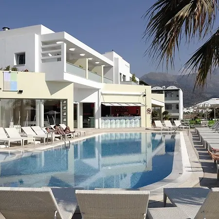 Angela Boutique Hotel 5*