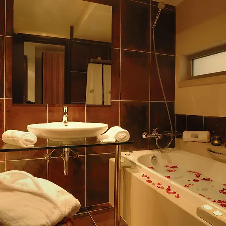 Angela Boutique Hotel